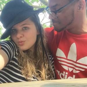 Meet your Posher, Holly